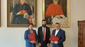 The Opening of the exhibition "In the Footsteps of Eastern Christians”, panel discussion and ceremonial signing of bilateral agreements - report from the event